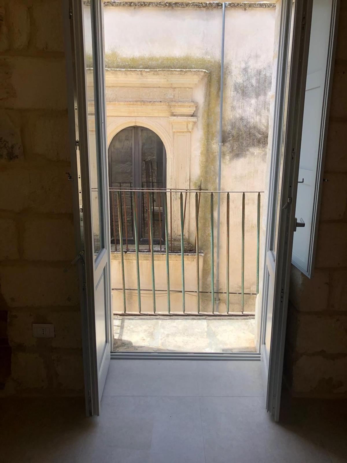 Odegos Monolocali Vico Sant'antonio *