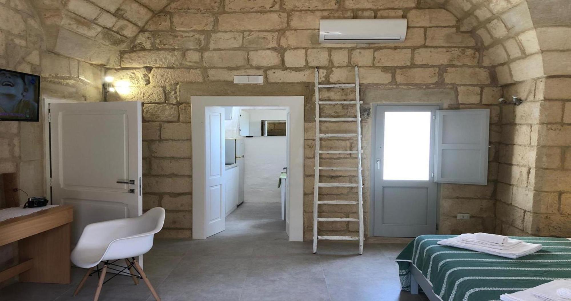 Odegos Monolocali Vico Sant'antonio Holiday home *