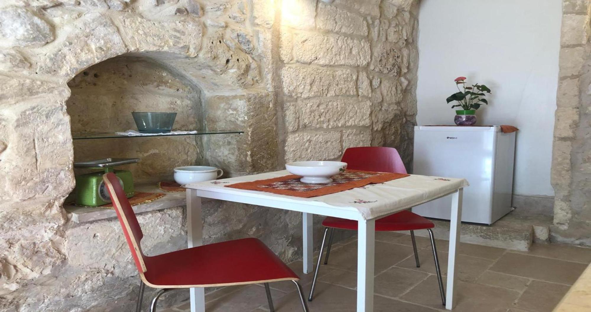 Odegos Monolocali Vico Sant'antonio Holiday home