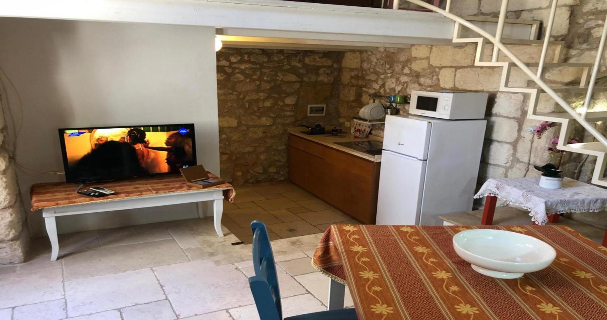Odegos Monolocali Vico Sant'antonio Holiday home
